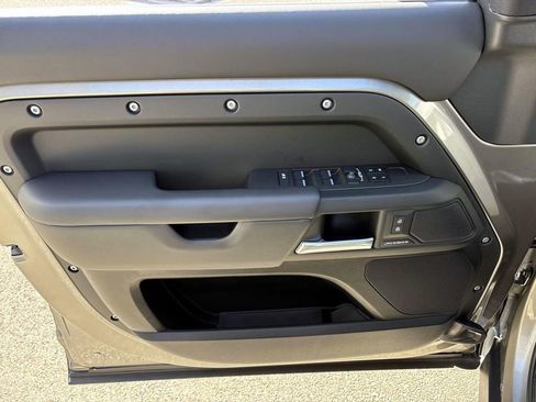 Certified 2025 Land Rover Defender 110 S image 9