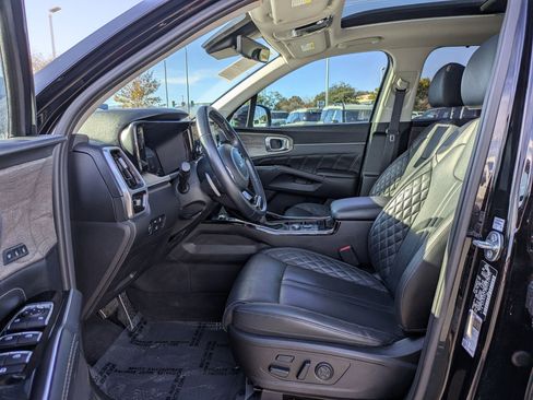 Used 2023 Kia Sorento SX Prestige image 15