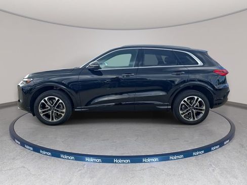 Used 2025 Audi Q5 Premium w/ Convenience Package AWD/4WD image 9