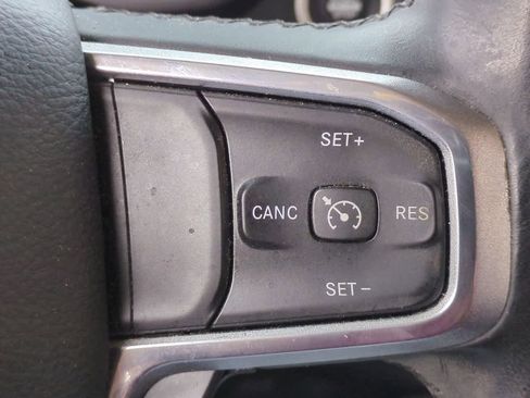 Used 2019 RAM 1500 Laramie image 24