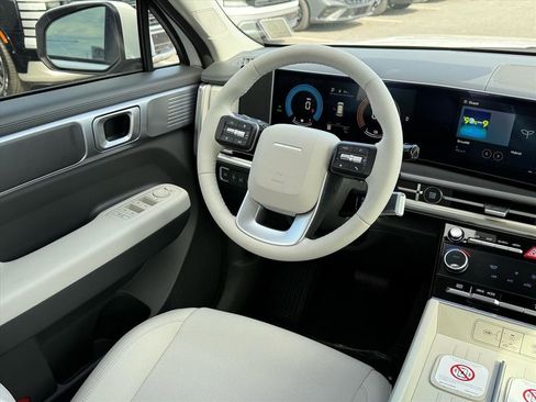 New 2026 Hyundai Santa Fe SE FWD image 10