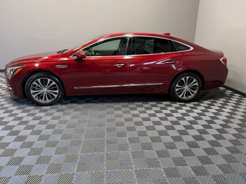 Used 2017 Buick LaCrosse Essence FWD image 6