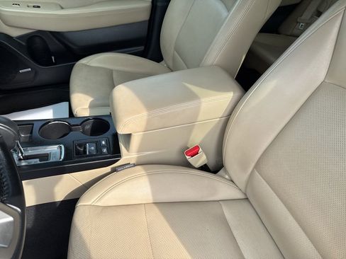 Used 2016 Subaru Outback 2.5i Limited w/ Popular Package #4 image 28