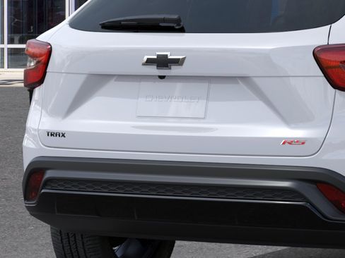 New 2026 Chevrolet Trax RS image 16
