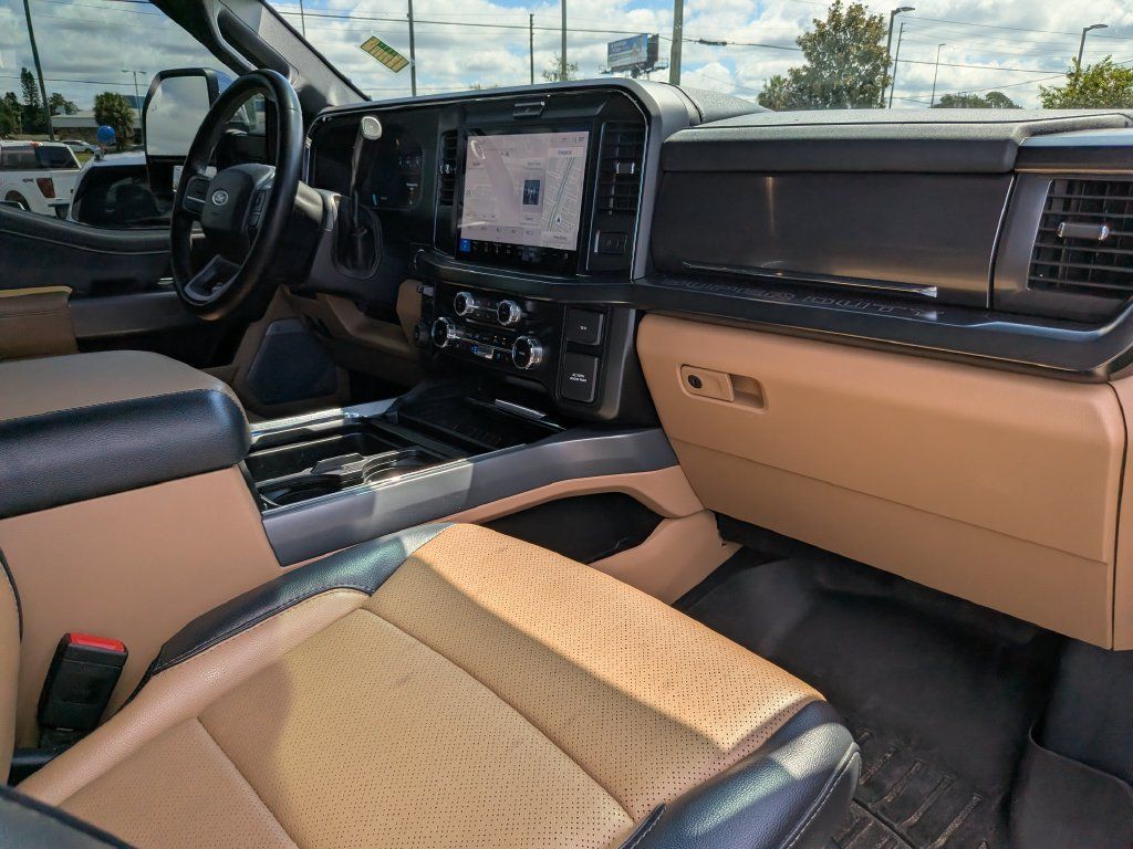 Used 2025 Ford F250 Lariat w/ Chrome Package AWD/4WD image 13