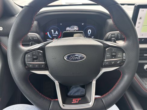 Used 2025 Ford Explorer ST image 20