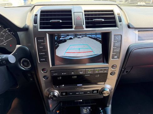 Used 2021 Lexus GX 460 Premium w/ Premium Package AWD/4WD image 30