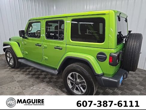 Used 2020 Jeep Wrangler Unlimited Sahara w/ Uconnect 4C Nav & Sound Group AWD/4WD image 9