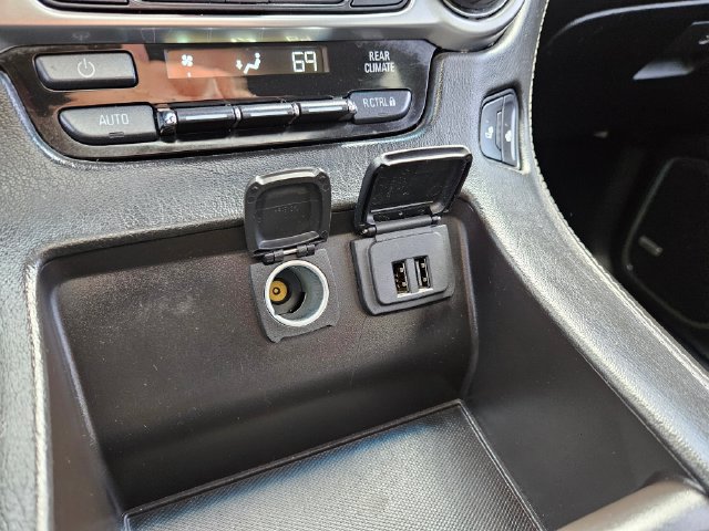 Used 2015 Chevrolet Tahoe LT AWD/4WD image 29