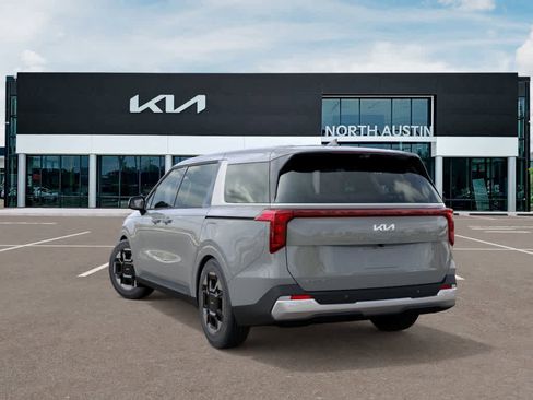 New 2026 Kia Carnival EX FWD image 4