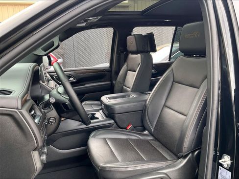 Used 2024 Chevrolet Tahoe High Country image 10