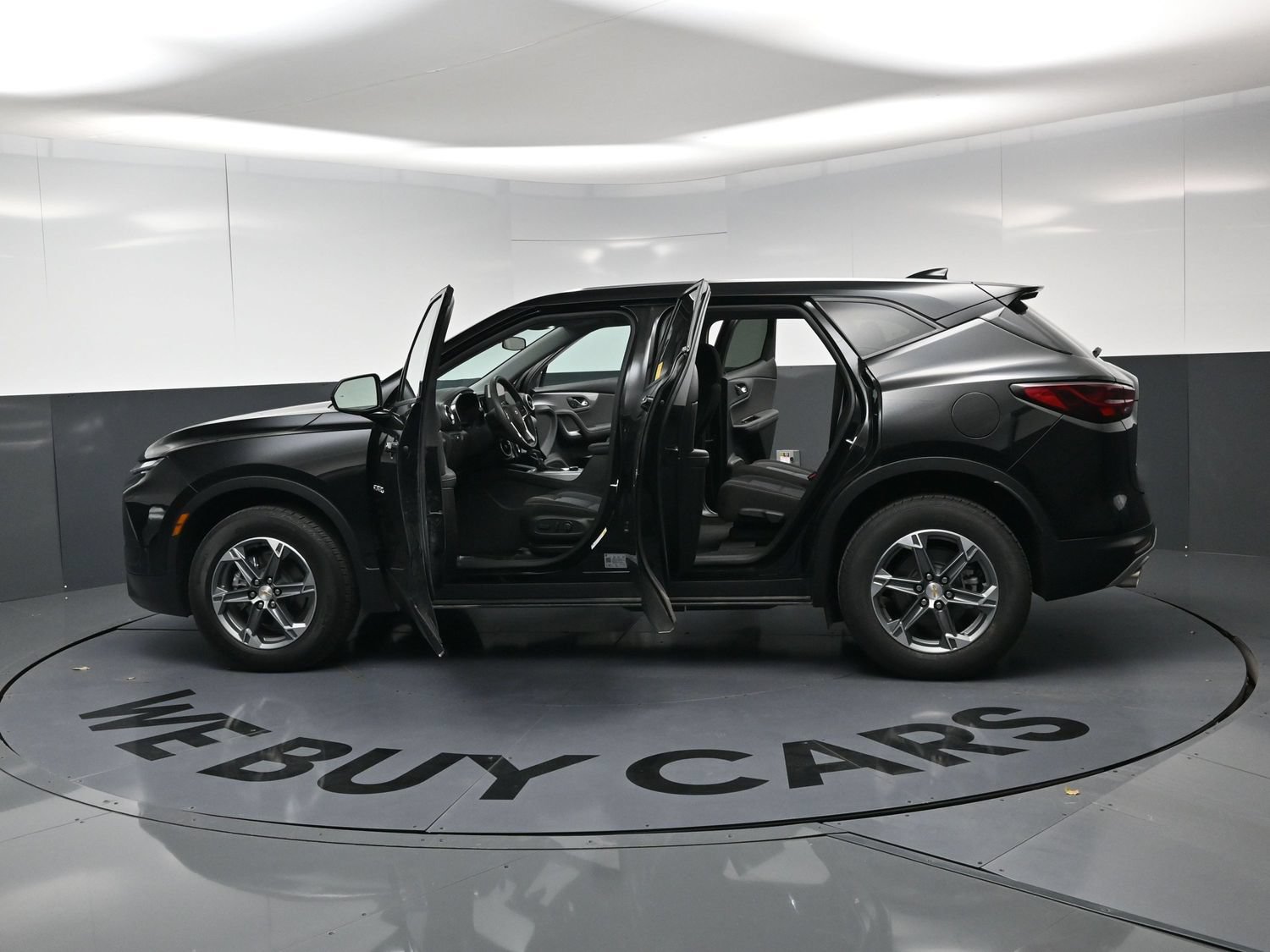 Used 2026 Chevrolet Blazer LT FWD image 21