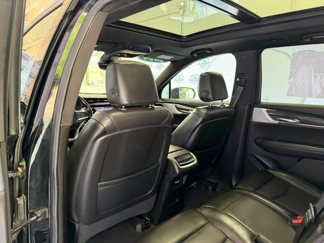 Used 2024 Cadillac XT6 Sport w/ Technology Package AWD/4WD image 19