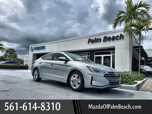 Used 2020 Hyundai Elantra Value Edition w/ Winter Weather Package FWD image 1