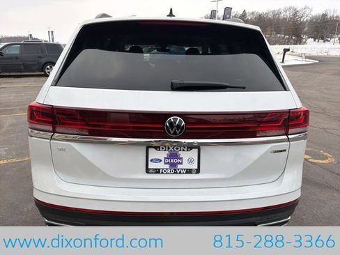 New 2026 Volkswagen Atlas SE image 6