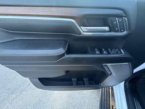 Used 2024 GMC Sierra 2500 Denali w/ Denali Reserve Package image 30