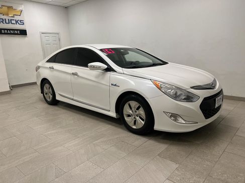 Used 2014 Hyundai Sonata Hybrid FWD image 17