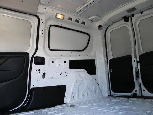 Used 2021 RAM ProMaster City Tradesman FWD image 9