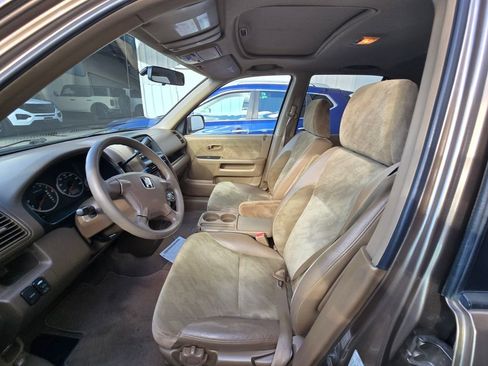 Used 2004 Honda CR-V EX image 7