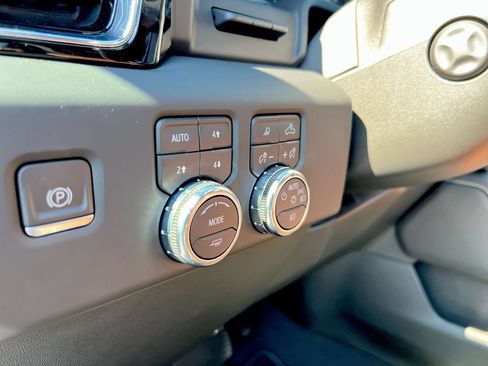 Used 2023 GMC Sierra 1500 Denali Ultimate AWD/4WD image 16