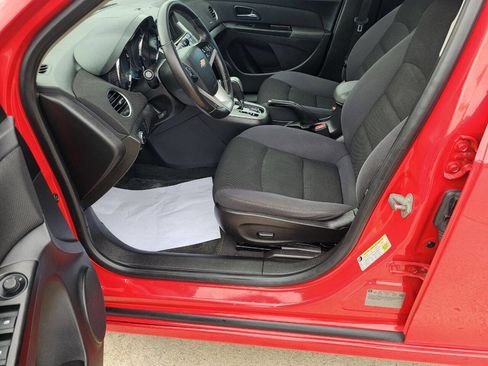 Used 2014 Chevrolet Cruze LT w/ RS Package image 7