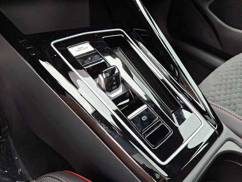 New 2025 Volkswagen GTI SE image 11