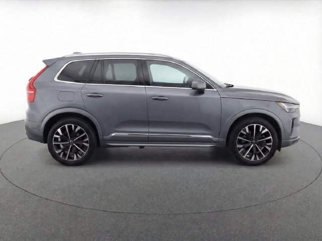 New 2026 Volvo XC90 B6 Plus w/ Protection Package Premier AWD/4WD image 49