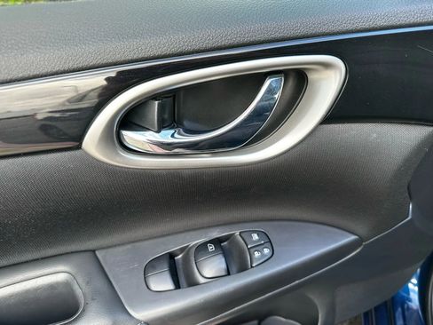 Used 2019 Nissan Sentra SV image 23