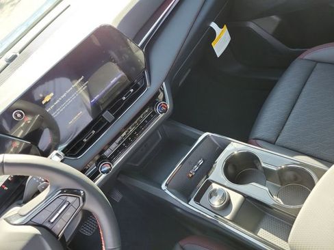 New 2026 Chevrolet Equinox RS w/ Convenience Package III FWD image 30