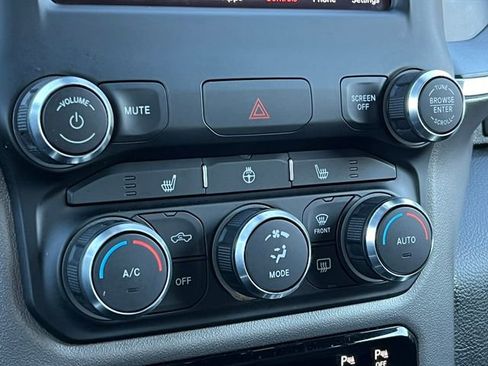 Used 2019 RAM 1500 Big Horn image 34