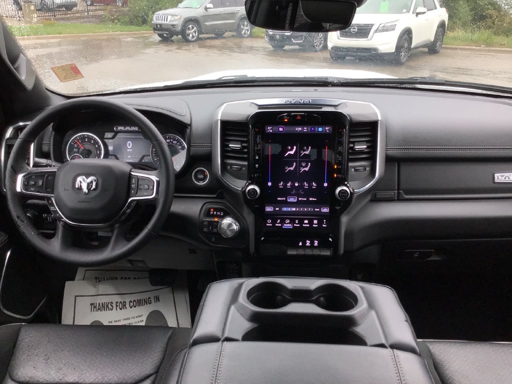 Used 2025 RAM 1500 Laramie AWD/4WD image 13