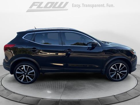 Used 2017 Nissan Rogue Sport SL w/ SL Premium Package AWD/4WD image 10