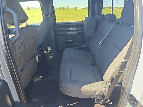 Used 2019 Ford F150 XLT w/ Equipment Group 302A Luxury AWD/4WD image 29