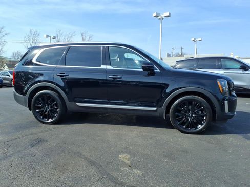 Used 2022 Kia Telluride SX w/ SX Prestige Package AWD/4WD image 8