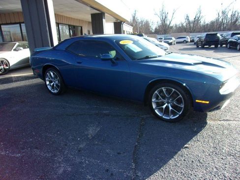 Used 2020 Dodge Challenger SXT w/ Plus Package RWD image 4