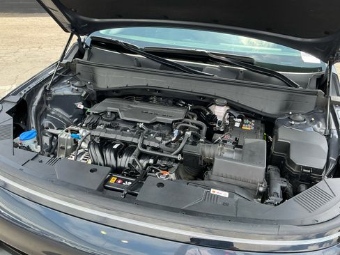 Used 2025 Hyundai Kona SEL FWD image 23