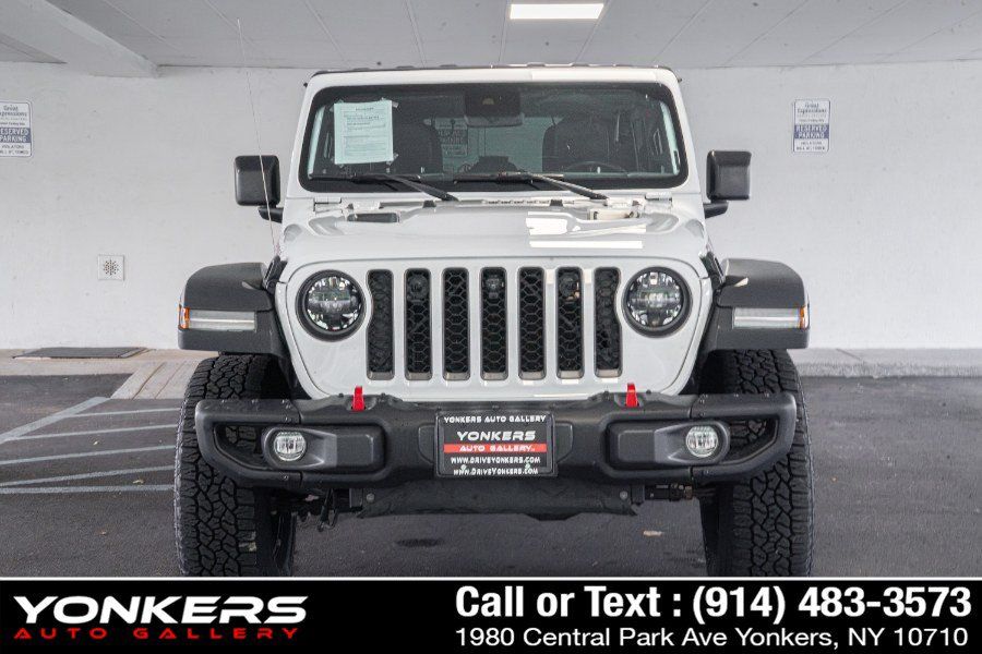 Used 2023 Jeep Wrangler Unlimited Rubicon w/ LED Lighting Group AWD/4WD image 3