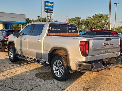 Used 2021 GMC Sierra 1500 SLT w/ SLT Premium Plus Package AWD/4WD image 2