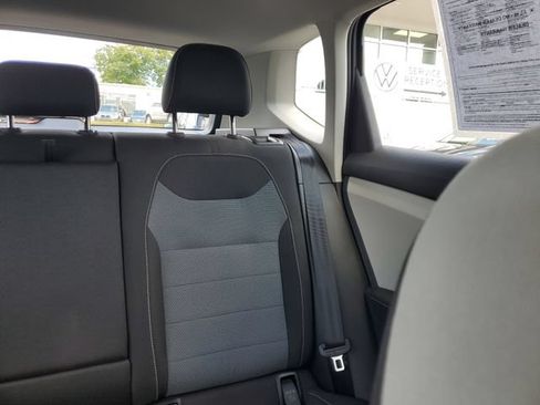 Certified 2025 Volkswagen Taos S FWD image 12