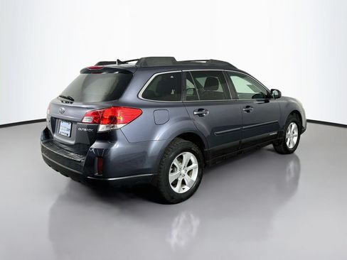 Used 2014 Subaru Outback 2.5i Premium AWD/4WD image 7