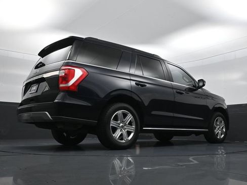 Used 2021 Ford Expedition XLT image 30