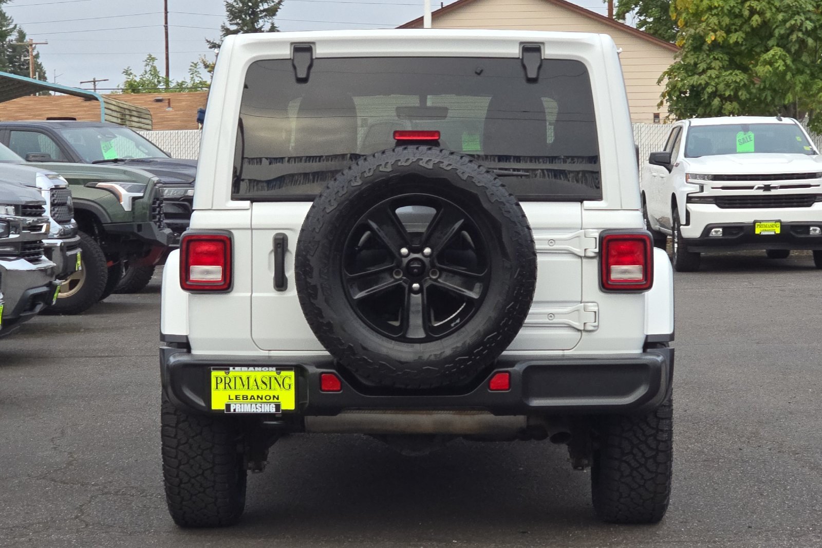 Used 2023 Jeep Wrangler Unlimited Sahara AWD/4WD image 5