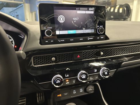 New 2025 Honda Civic Sport image 11