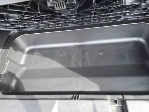 Used 2011 Ford Escape XLT w/ Class II Trailer Tow Pkg image 25