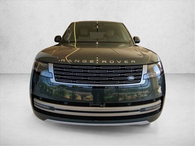 New 2026 Land Rover Range Rover Long Wheelbase SE AWD/4WD image 6