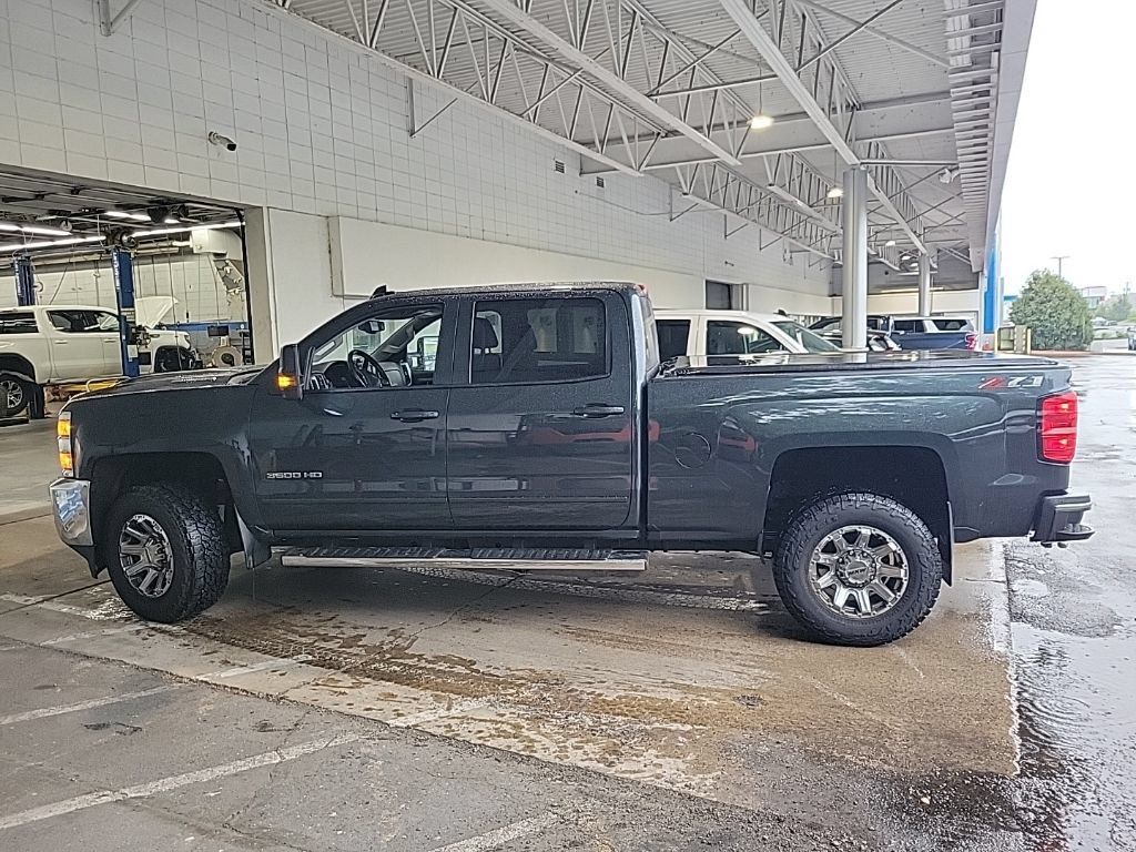Used 2019 Chevrolet Silverado 3500 LT w/ LT Convenience Package AWD/4WD image 14