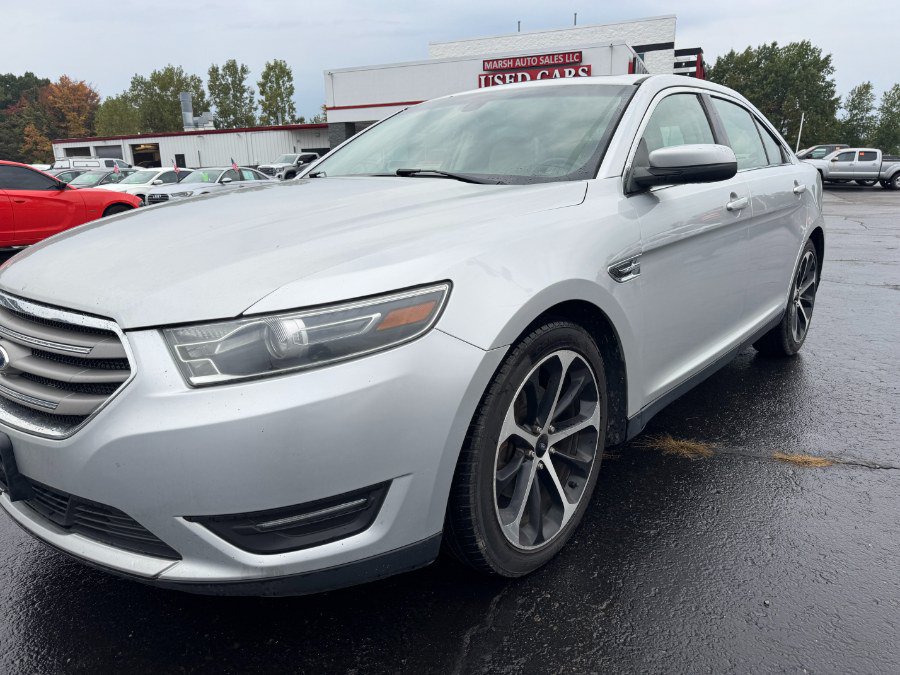 Used 2015 Ford Taurus SEL w/ Equipment Group 201A AWD/4WD image 9
