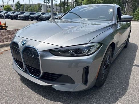 Certified 2023 BMW i4 eDrive40 w/ Premium Package RWD image 7