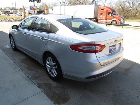 Used 2013 Ford Fusion SE image 5