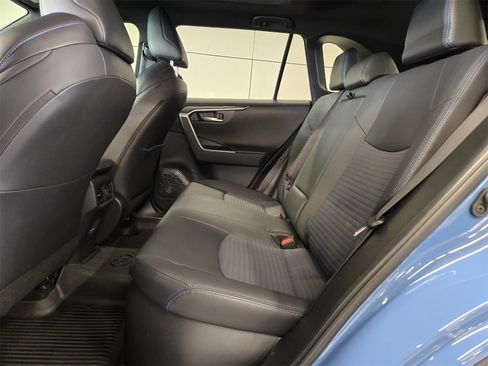 Used 2022 Toyota RAV4 XSE image 11
